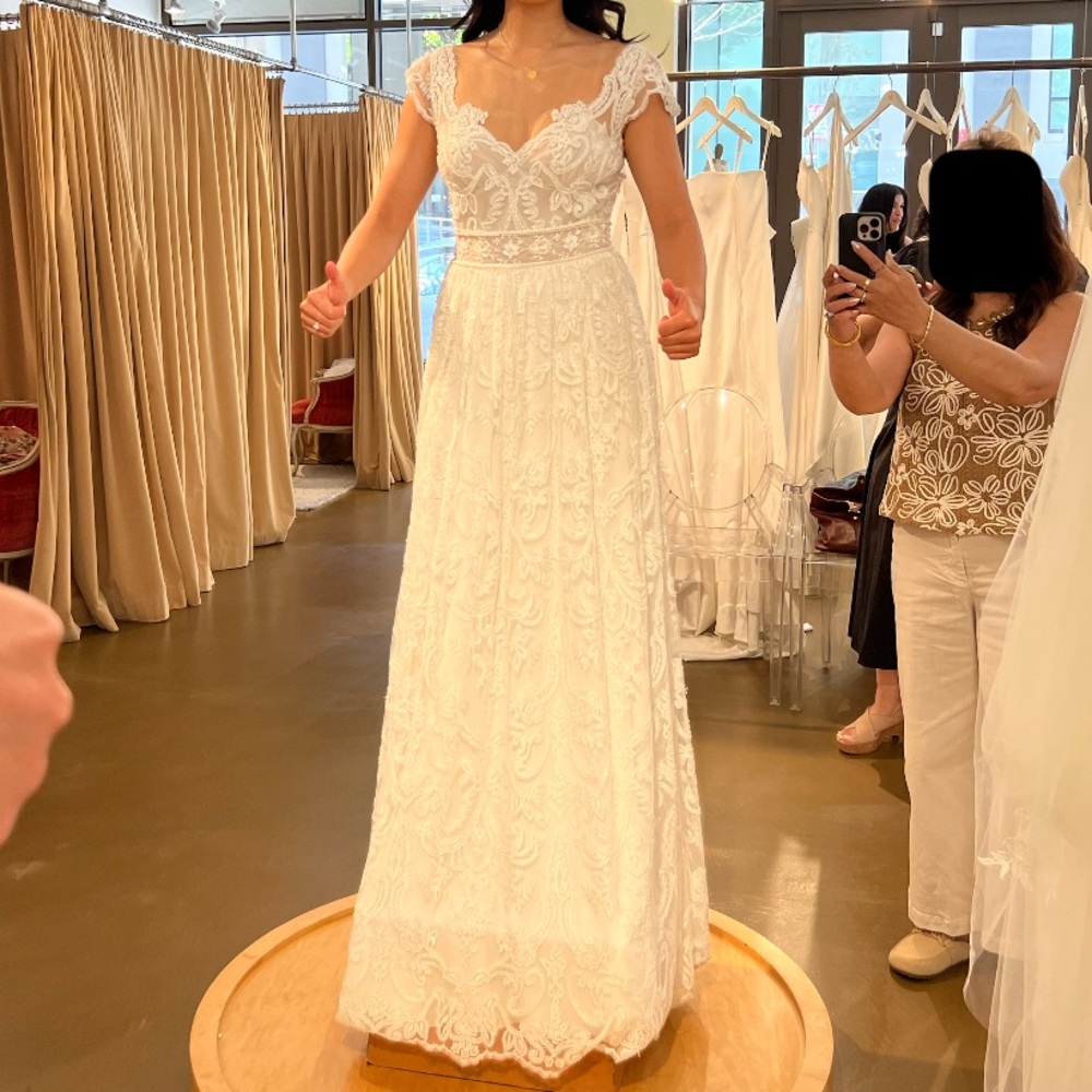 NWT Lihi Hod Sabine Wedding Dress in Ivory (2018)